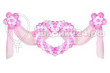Бело-розовое сердце из воздушных шаров